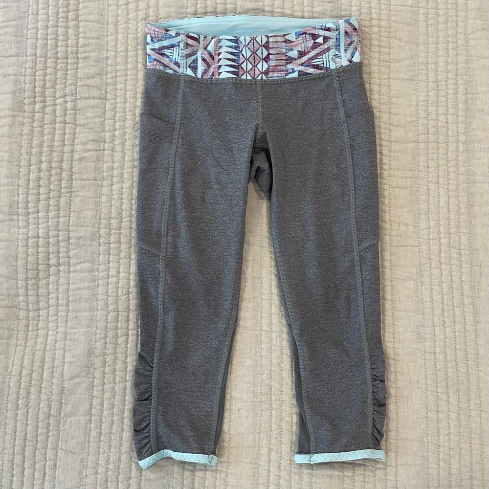 Ivivva size 7 Capri EUC